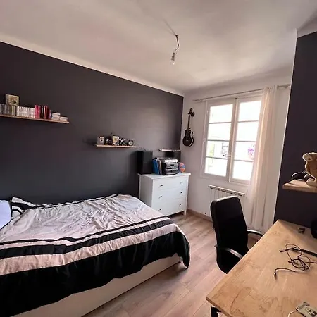 Maison Dans Les Rues Pietonnes Du Vieux Hyères Exterior foto