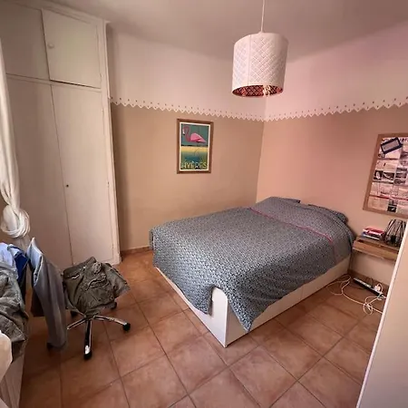 Maison Dans Les Rues Pietonnes Du Vieux Hyères Exterior foto