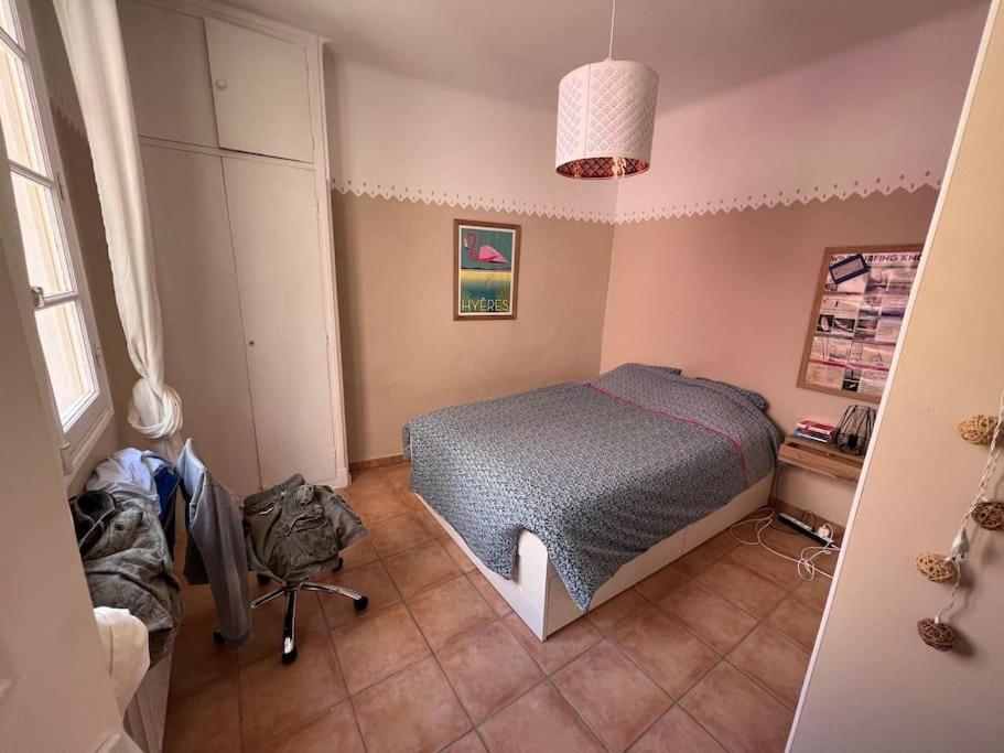 Maison Dans Les Rues Pietonnes Du Vieux